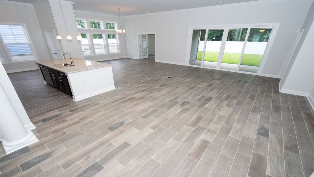 Representative unfurnished interior of a home built from the CUMBERLAND by D.R. Horton in Waterbridge, Myrtle Beach (Image 12).