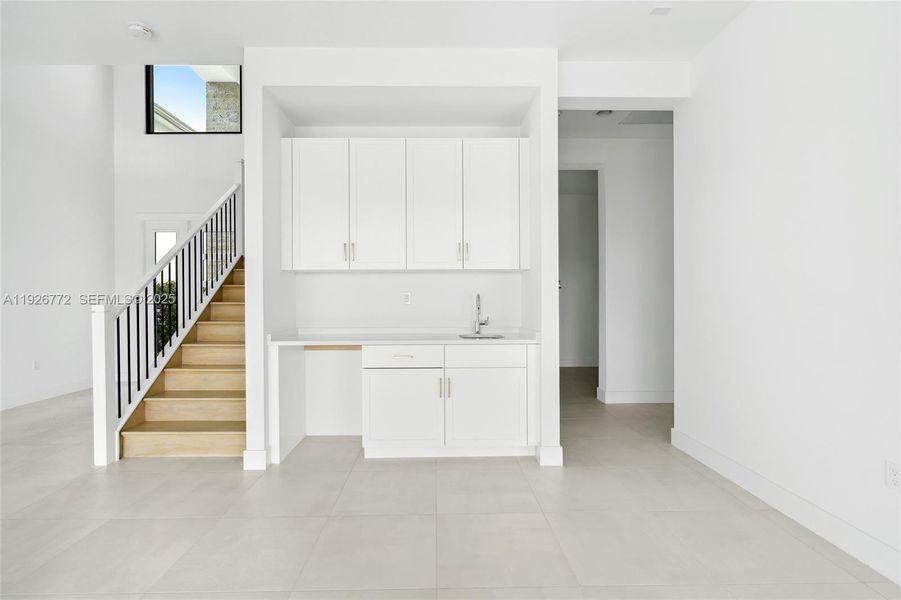 Spacious, unfurnished interior of a new home in Lotus Edge, Boca Raton (Image 46). Spacious, unfurnished interior of a new home in Lotus Edge, Boca Raton (Image 46).