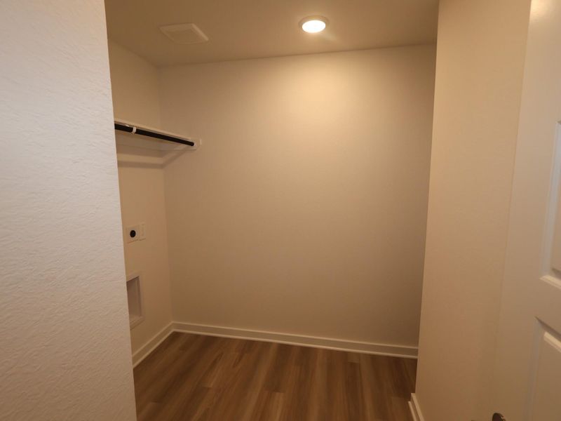 Spacious, unfurnished interior of a new home in Pinewood at Grand Texas, New Caney (Image 26).