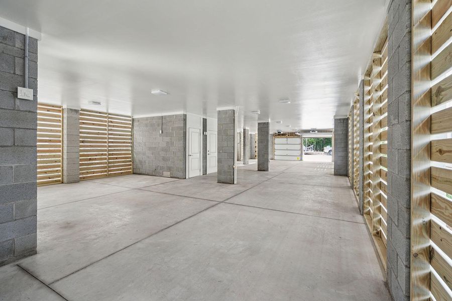 Spacious, unfurnished interior of a new home in , Johns Island (Image 36).