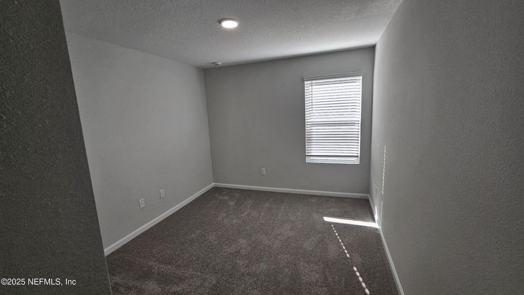 Spacious, unfurnished interior of a new home in , Jacksonville (Image 19).