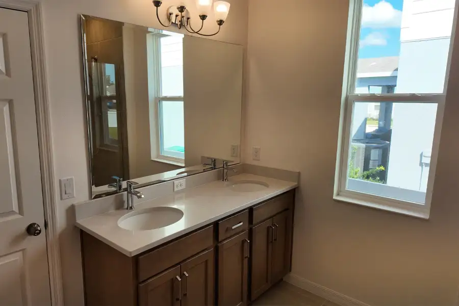 Luxurious Primary Bathroom in Central Florida Home