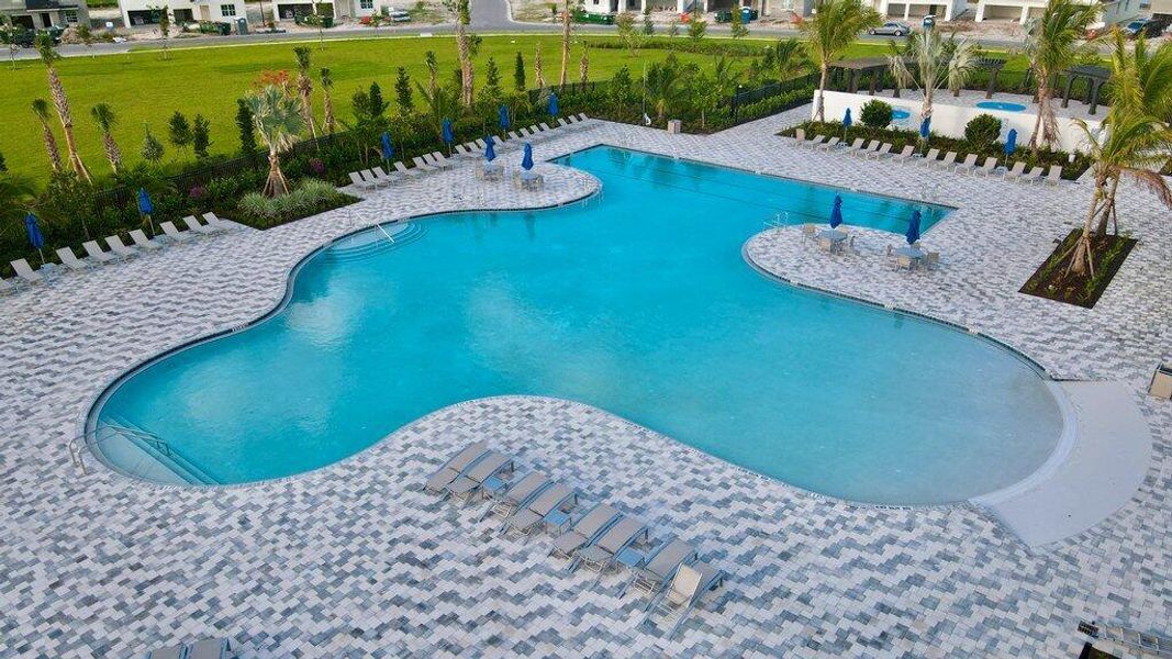 Community pool.jpg-SMALL