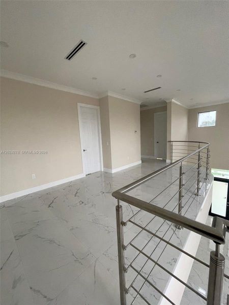 Spacious, unfurnished interior of a new home in , Miami (Image 20).
