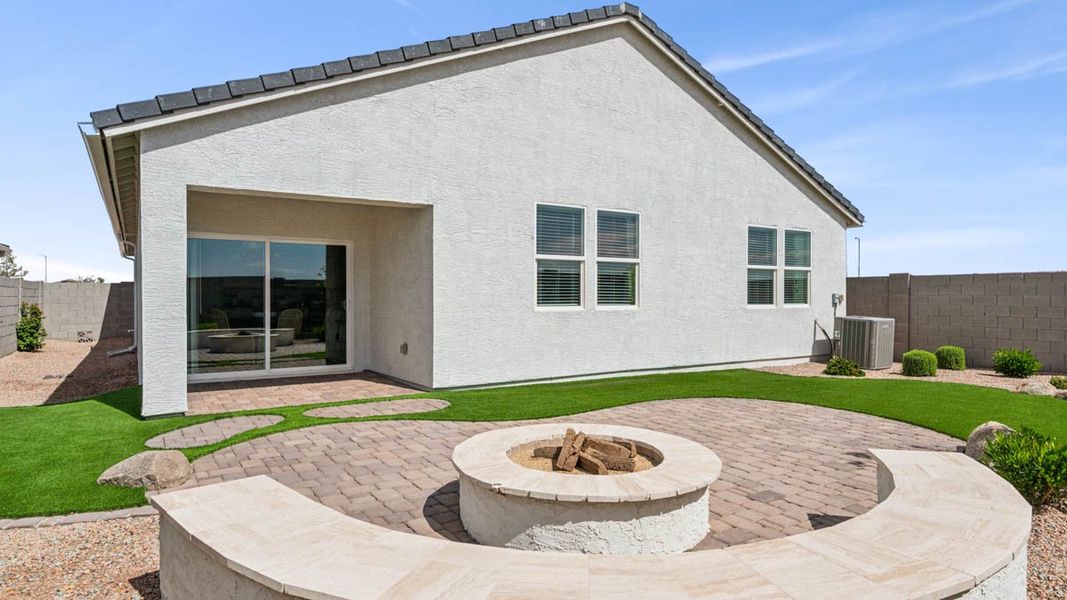 Exterior details and patio area of a home in Carlton Commons, Casa Grande (Image 24).
