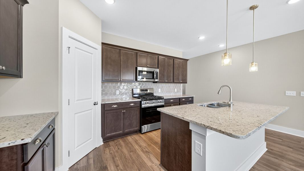Furnished interior view inside a new home in McClure Farms, Columbia (Image 14).