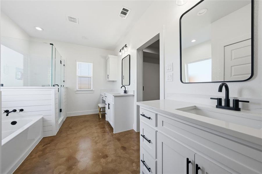 Furnished interior view inside a new home in , Mabank (Image 8).