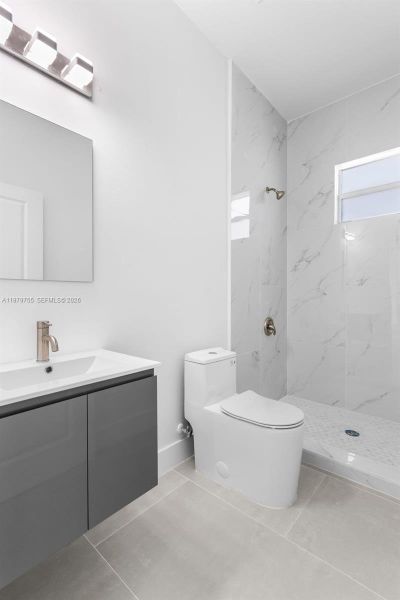 Furnished interior view inside a new home in , Lehigh Acres (Image 14).