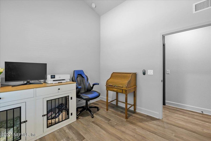 Furnished interior view inside a new home in , Palatka (Image 3).