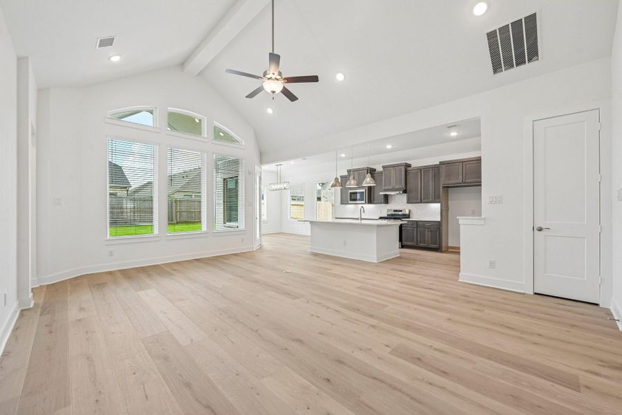 Photos are REPRESENTATIVE of the home /floor plan and are NOT of the actual home. Selections, features, and room options may vary. Photos are REPRESENTATIVE of the home /floor plan and are NOT of the actual home. Selections, features, and room options may vary.