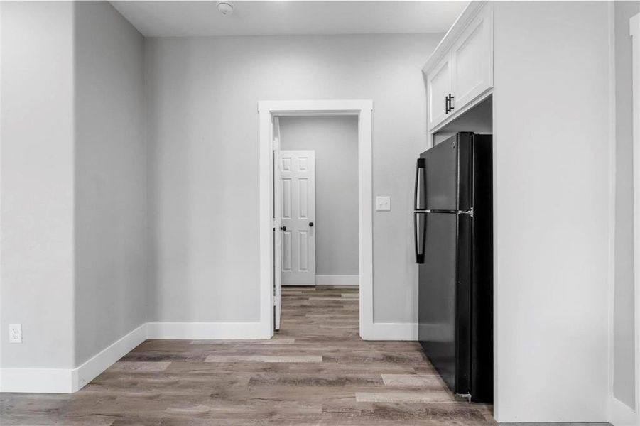 Spacious, unfurnished interior of a new home in , Denison (Image 19).