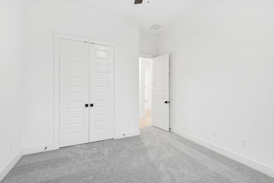 Spacious, unfurnished interior of a new home in ARTAVIA 50' Homesites, Conroe (Image 21).