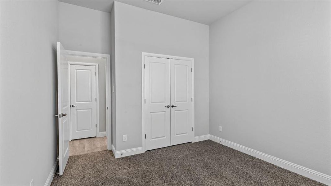 Spacious, unfurnished interior of a new home in Morningstar, Aledo (Image 33).