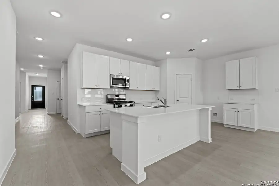 Furnished interior view inside a new home in Waterwheel: Coastline Collection, San Antonio (Image 8). Furnished interior view inside a new home in Waterwheel: Coastline Collection, San Antonio (Image 8).