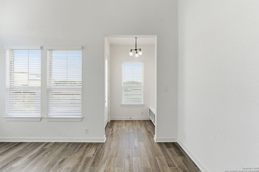 Spacious, unfurnished interior of a new home in The Crossvine – Garden Homes, Schertz (Image 32). Spacious, unfurnished interior of a new home in The Crossvine – Garden Homes, Schertz (Image 32).