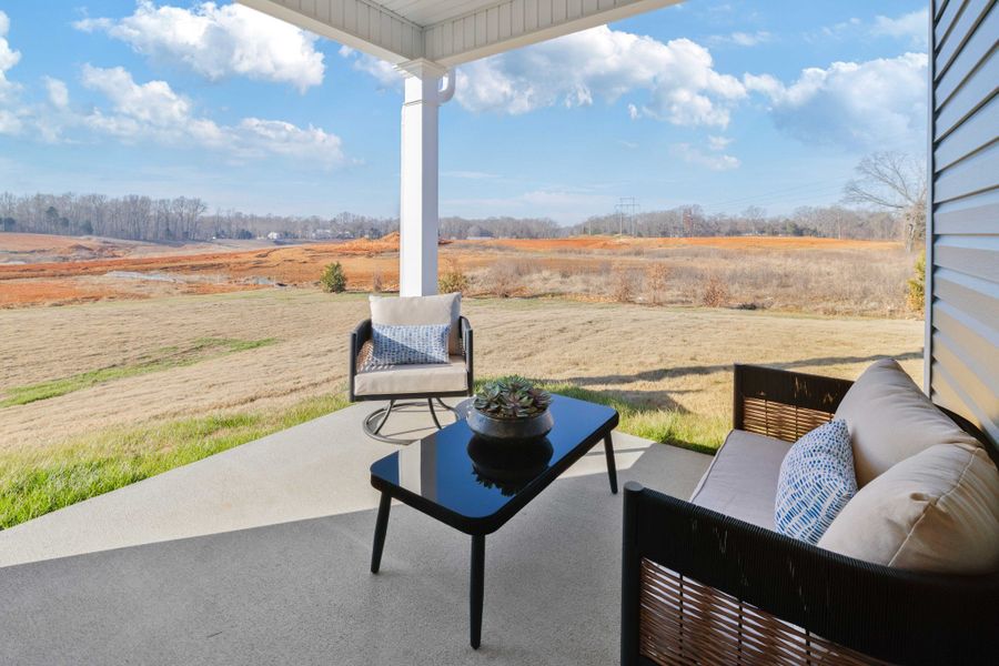 Exterior details and patio area of a home in Jackson Hills, Clarksville (Image 3).