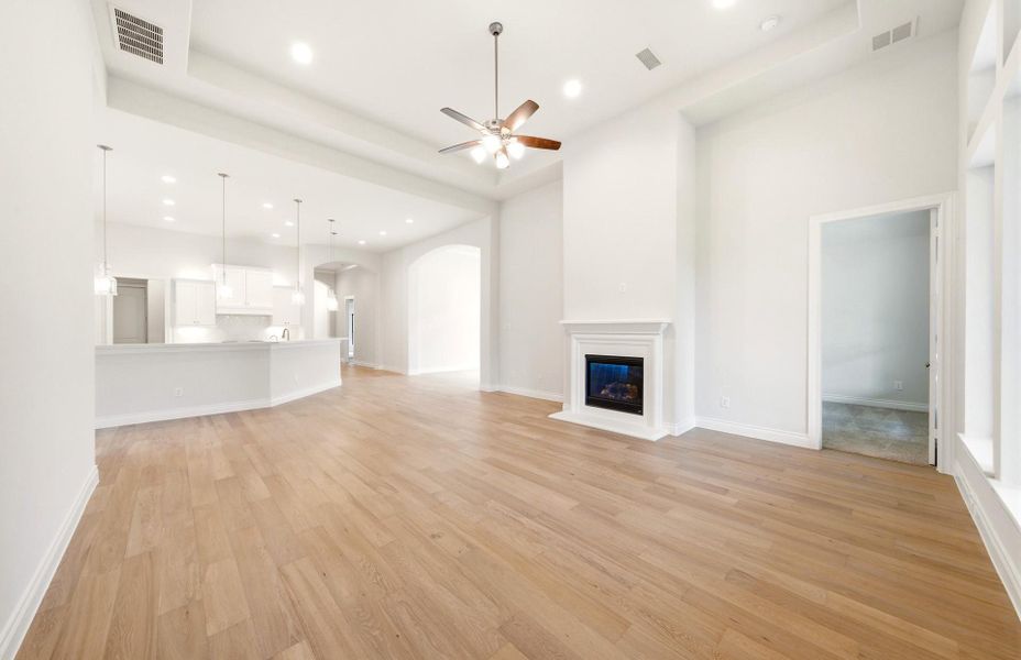 Spacious, unfurnished interior of a new home in The Woodlands Hills 65′, Willis (Image 32). Spacious, unfurnished interior of a new home in The Woodlands Hills 65′, Willis (Image 32).