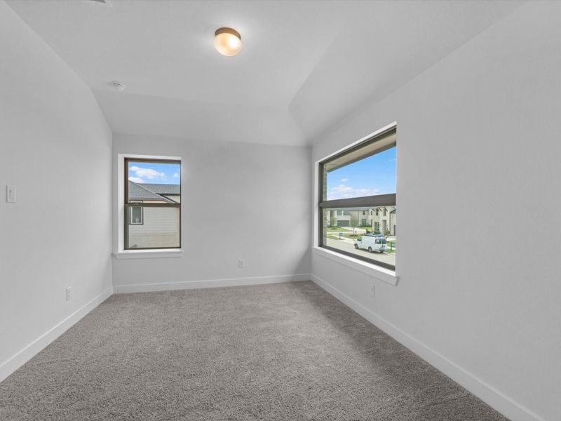 Spacious, unfurnished interior of a new home in Jordan Ranch, Fulshear (Image 16). Spacious, unfurnished interior of a new home in Jordan Ranch, Fulshear (Image 16).