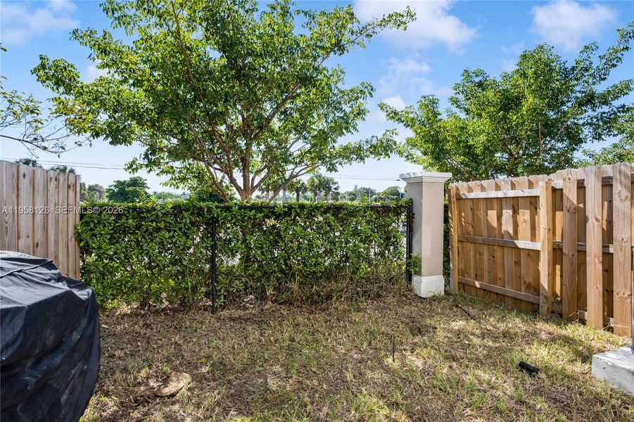 Exterior details and patio area of a home in Sebastian Isles, Florida City (Image 23).