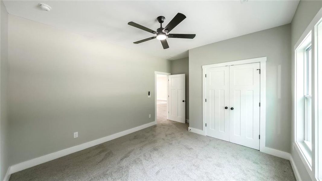 Spacious, unfurnished interior of a new home in , Bremen (Image 32).