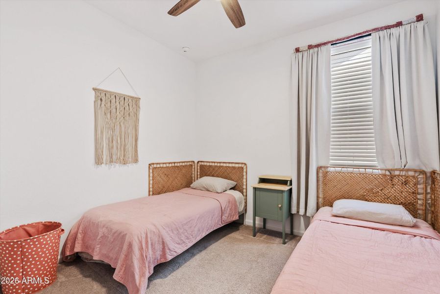 12-DSC02602 12-DSC02602