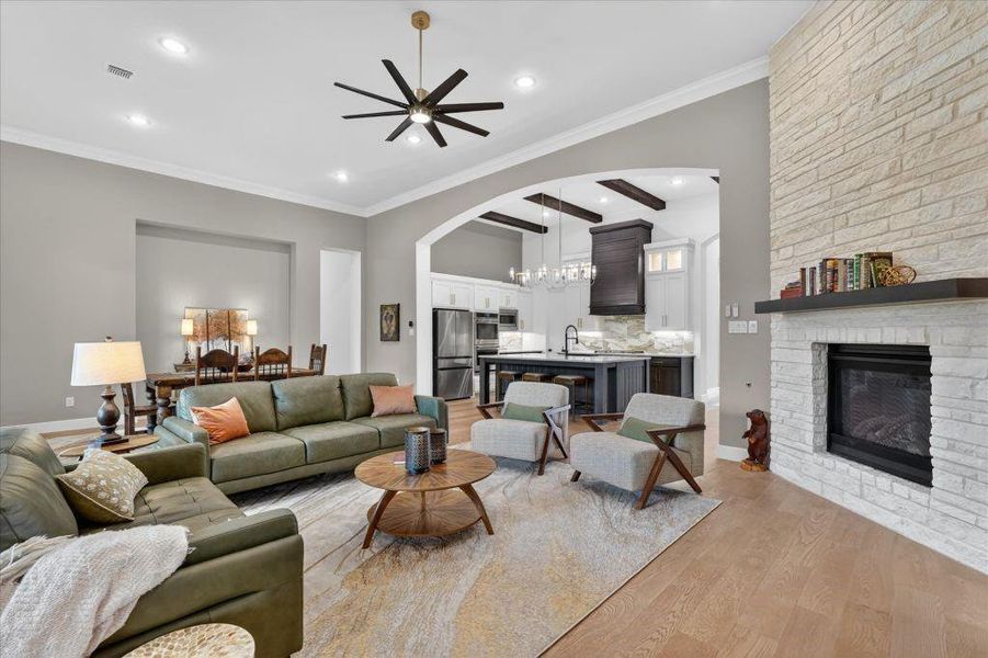 Furnished interior view inside a new home in Saddle Star Estates, Rockwall (Image 34).