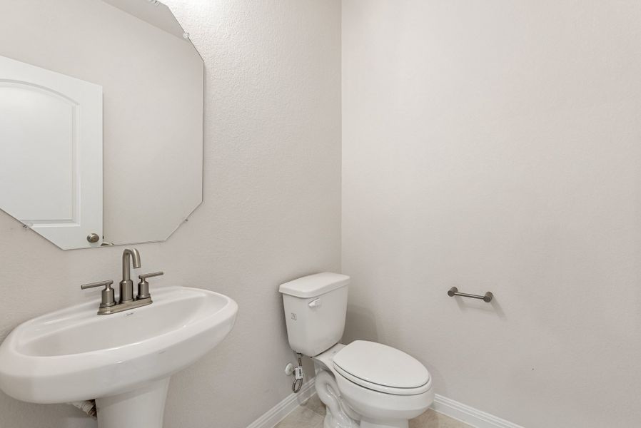 Image 42 representing the Somerville by Ashton Woods in Willow Springs, Buda, TX.