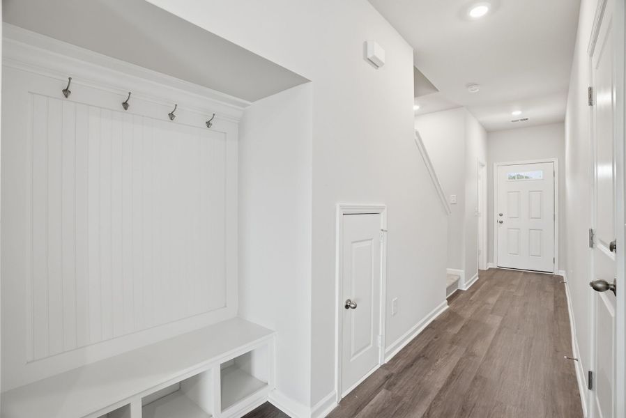 Spacious, unfurnished interior of a new home in Hunters Branch Townhomes, Hopkins (Image 11).