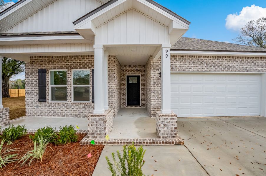 Exterior details and patio area of a home in Barton's Bend, Crestview (Image 2). Exterior details and patio area of a home in Barton's Bend, Crestview (Image 2).