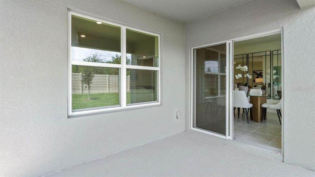 Exterior details and patio area of a home in Villamar, Winter Haven (Image 3).