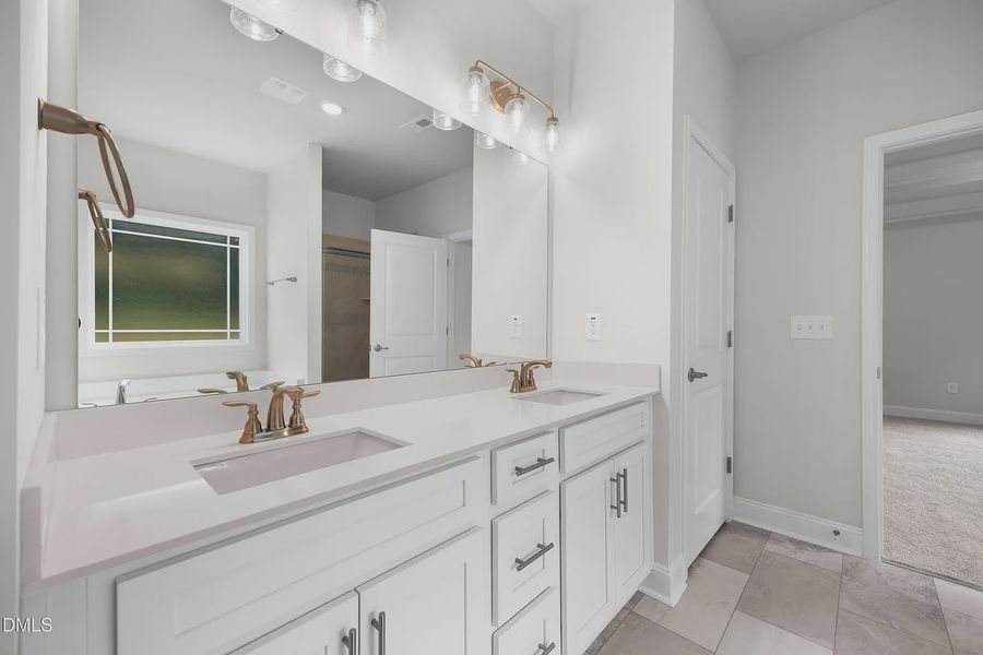 Furnished interior view inside a new home in Charlotte's Ridge, Middlesex (Image 14).