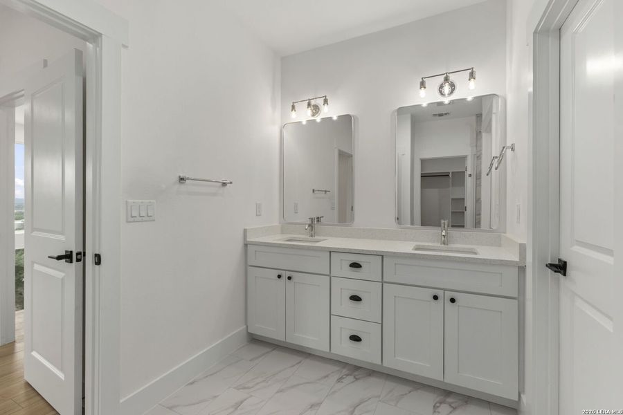 Furnished interior view inside a new home in , Boerne (Image 16).
