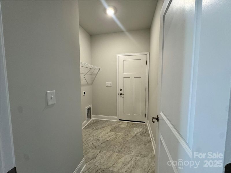 Spacious, unfurnished interior of a new home in Village at Parkside, Gastonia (Image 17).
