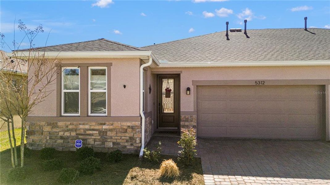 Exterior details and patio area of a home in , Ocala (Image 34). Exterior details and patio area of a home in , Ocala (Image 34).