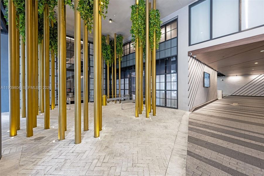 Image 19 of a home in Natiivo Miami.