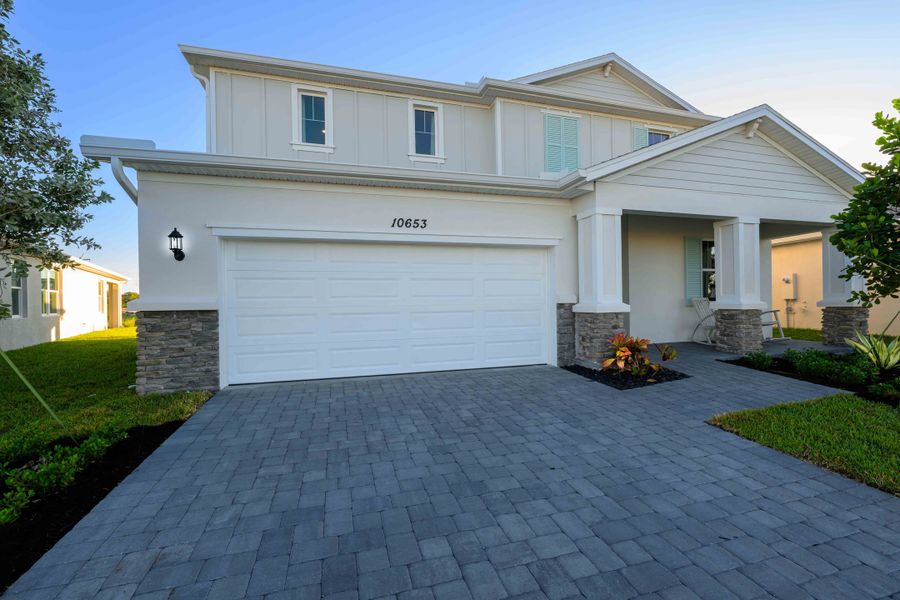 2,519sf New Home in Port St. Lucie, FL. - Slide 6 2,519sf New Home in Port St. Lucie, FL. - Slide 6