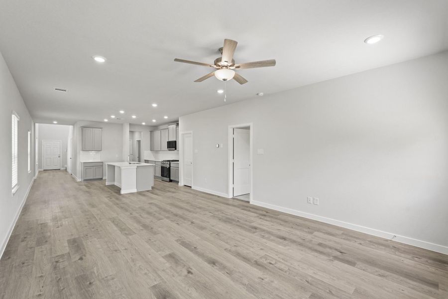 Spacious, unfurnished interior of a new home in Maple Woods, Hockley (Image 16).