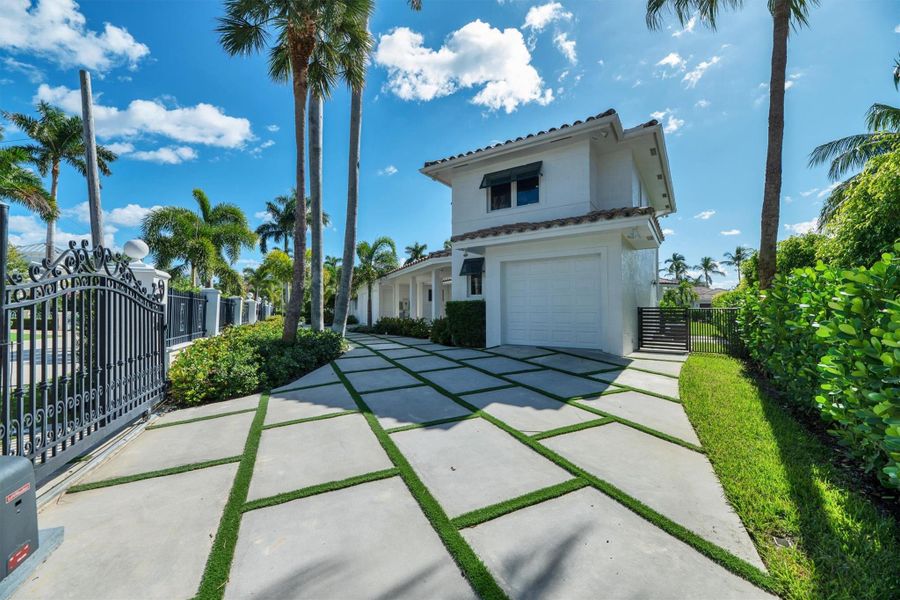 Image 42 of a home in .