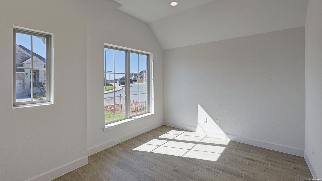 Spacious, unfurnished interior of a new home in Arcadia Ridge, San Antonio (Image 23). Spacious, unfurnished interior of a new home in Arcadia Ridge, San Antonio (Image 23).
