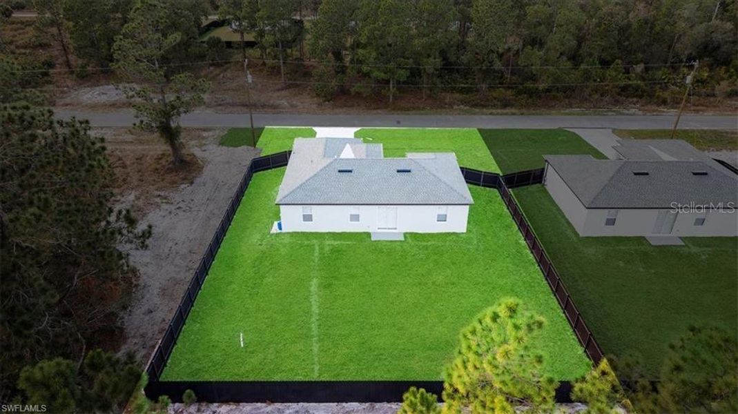 Exterior details and patio area of a home in , Lehigh Acres (Image 27).