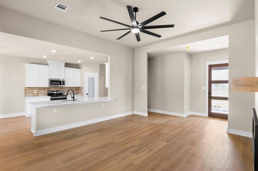 Spacious, unfurnished interior of a new home in , Italy (Image 26). Spacious, unfurnished interior of a new home in , Italy (Image 26).