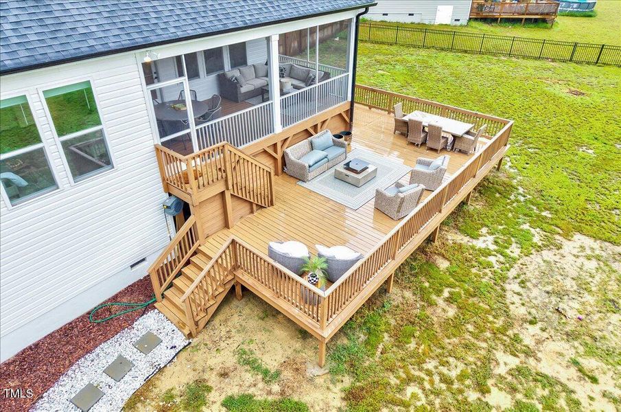 44-238 Harvester Rd-44