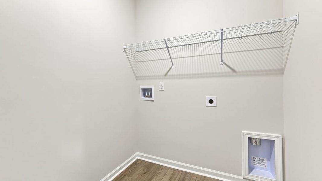 Spacious, unfurnished interior of a new home in Hunters Ridge, Woodruff (Image 40).
