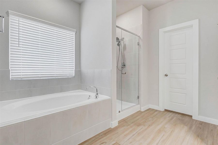 Spacious, unfurnished interior of a new home in Marvida, Cypress (Image 30). Spacious, unfurnished interior of a new home in Marvida, Cypress (Image 30).