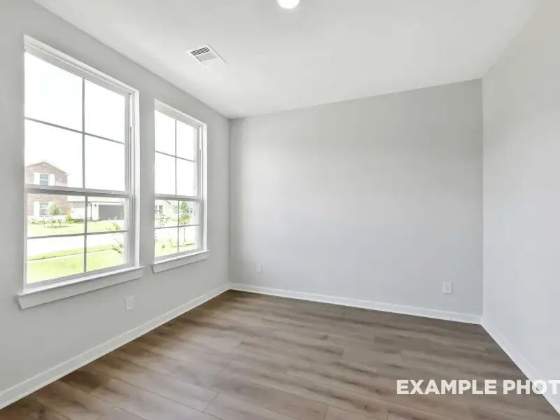 Spacious, unfurnished interior of a new home in Sundance Cove, Crosby (Image 20).