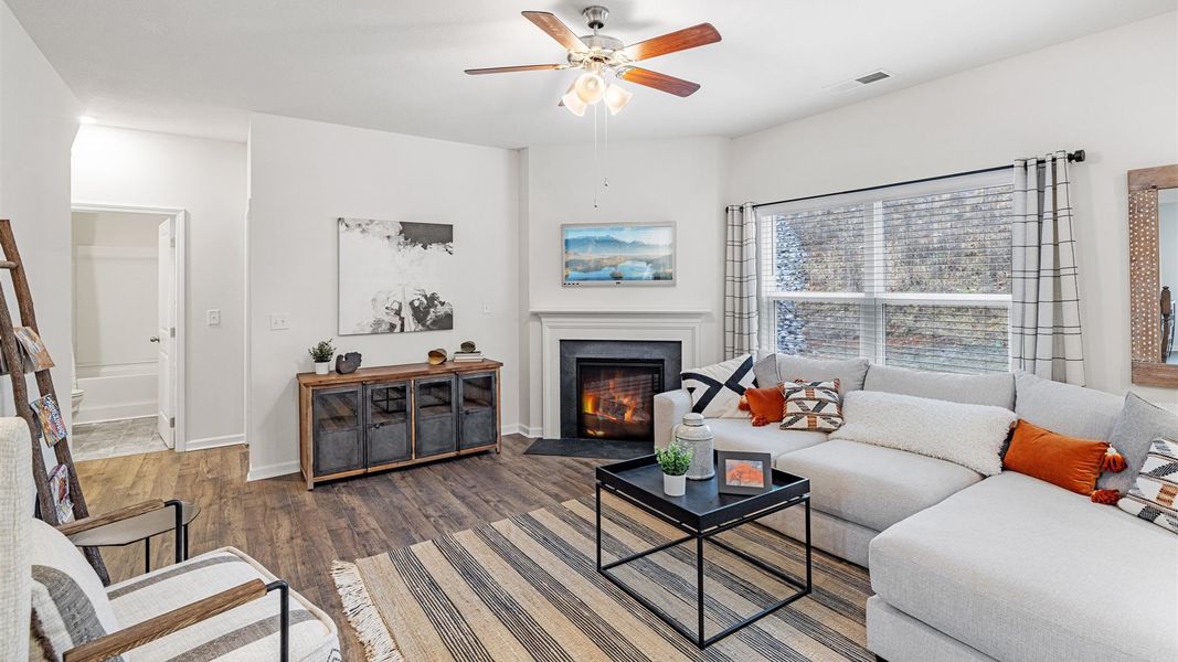 Representative furnished interior of a home built from the Hayden by D.R. Horton in Fairview Hills, Cleveland (Image 7).