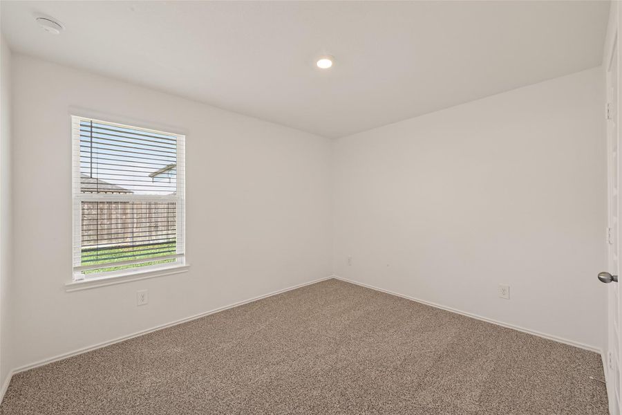Spacious, unfurnished interior of a new home in Windstone on the Prairie, Richmond (Image 24).