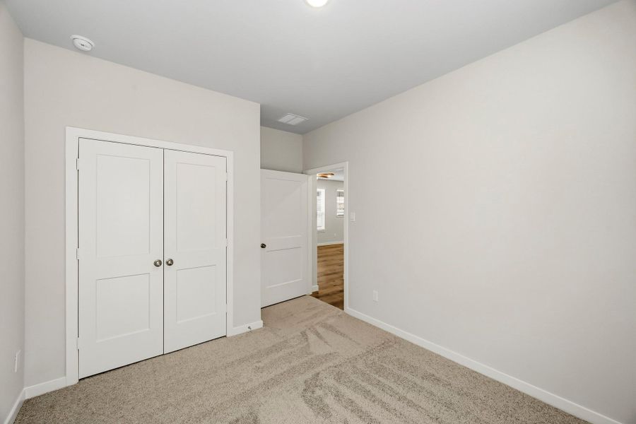 Spacious, unfurnished interior of a new home in Audubon, Magnolia (Image 10).
