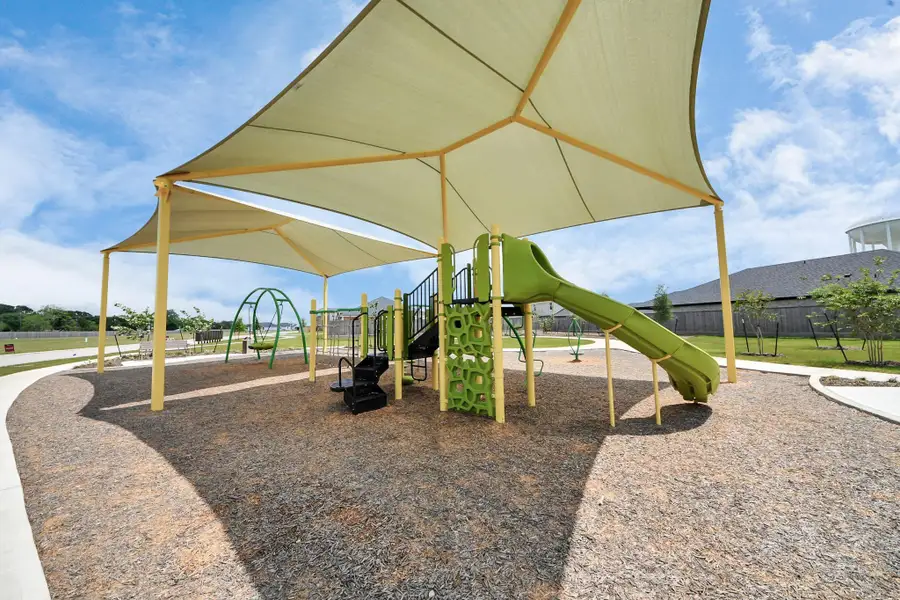 Community amenities in Sunrise Cove, Texas City (Image 11).