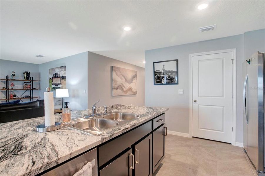 Furnished interior view inside a new home in River Park, Temple Terrace (Image 7).
